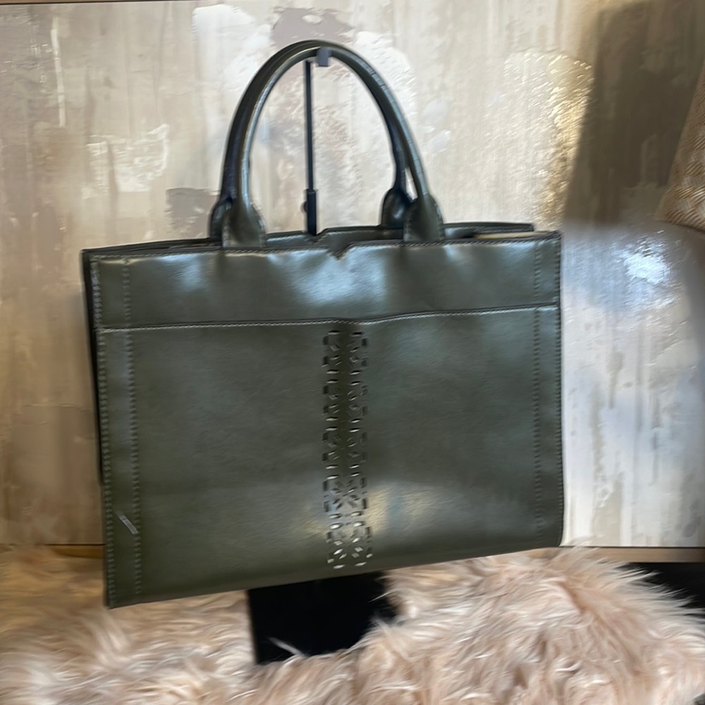 Mondani New York Green Simulated Leather Vintage Purse